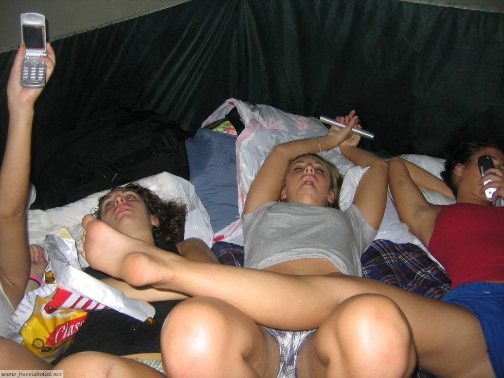 Drunk girls under a skirt