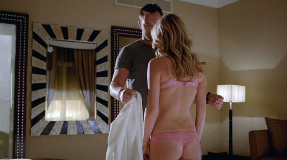 Annabell Wallis 2020 xxx