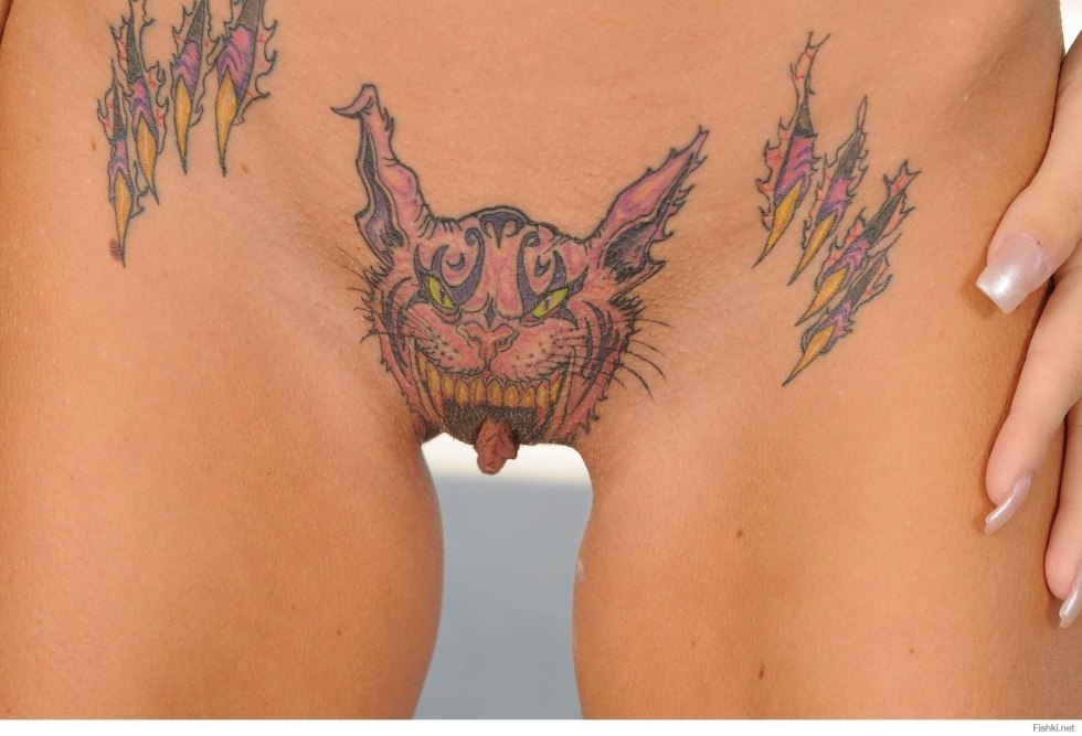 Erotic pubic tattoo