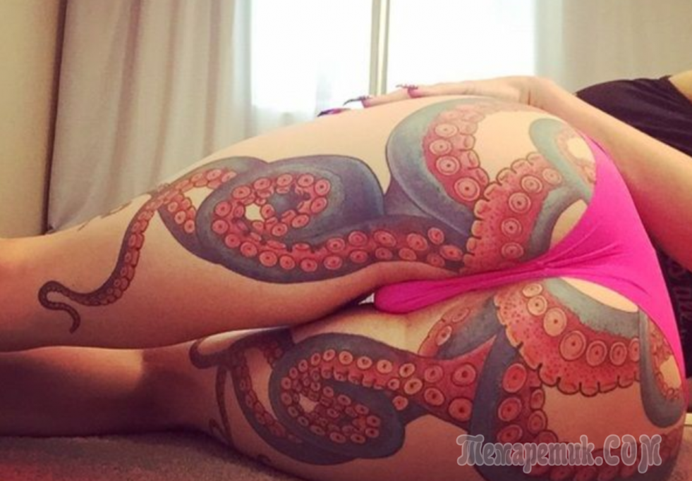 Pornstar With Octopus Tattoo