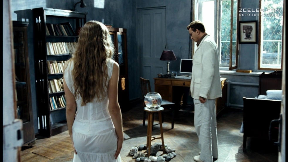 Anna Loos Erotic scenes