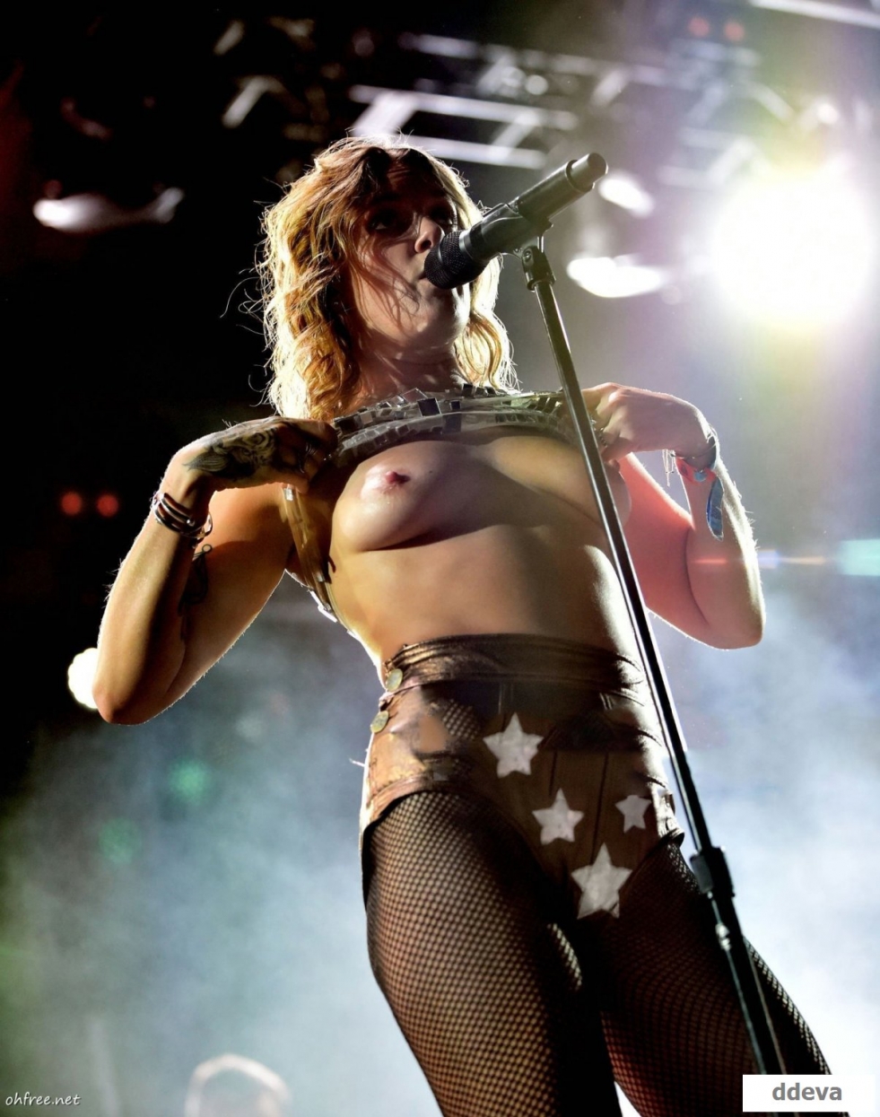 Naked rock singers at a concert