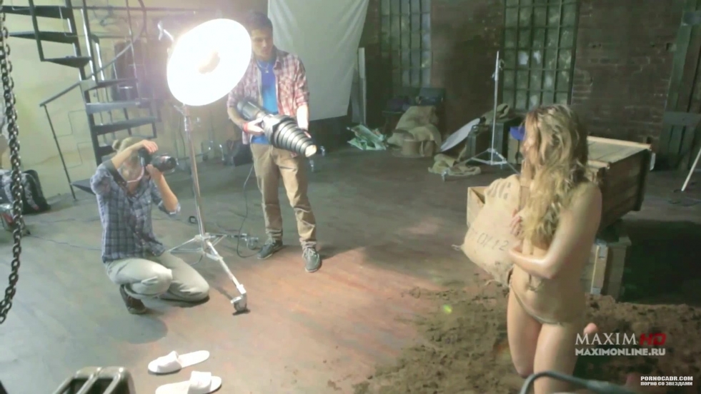 Aglaya Shilovskaya Nude