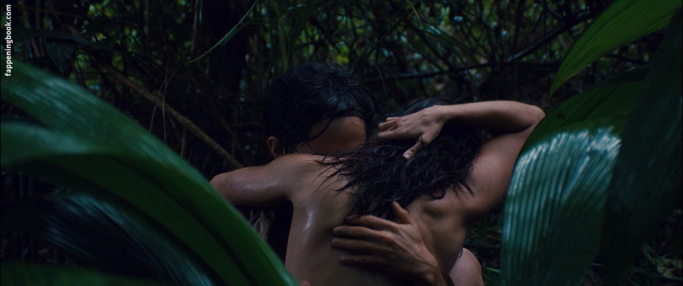 Erotic scenes with Alisi Braga