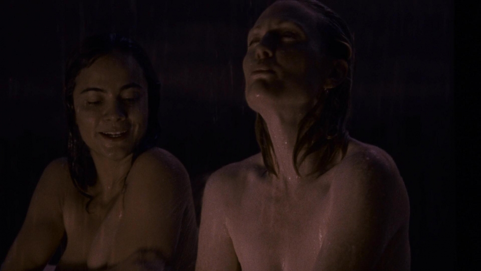 Alyci Braga bed scenes