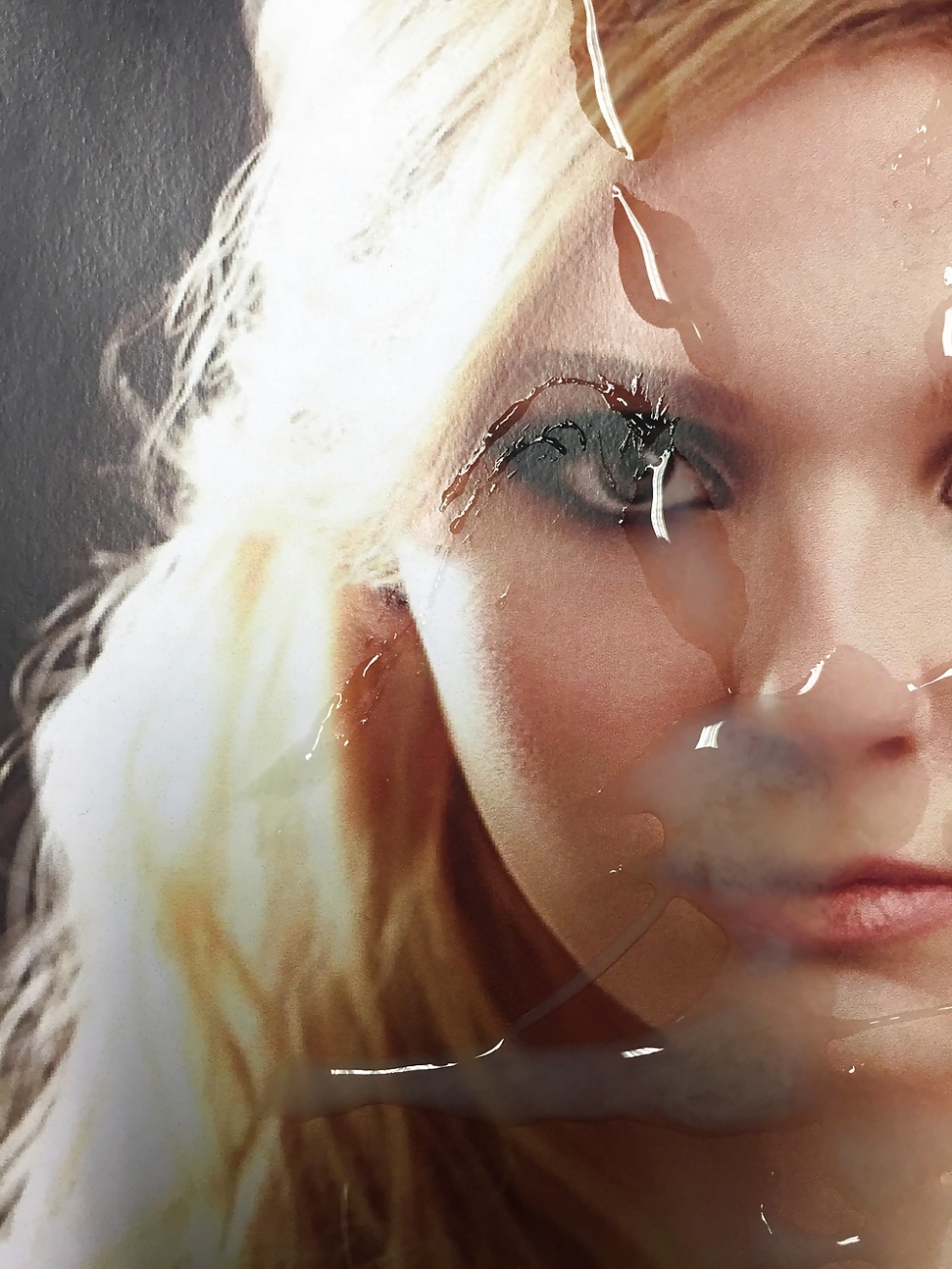 Ebigeyl Breslin Hot photos in Zombieland