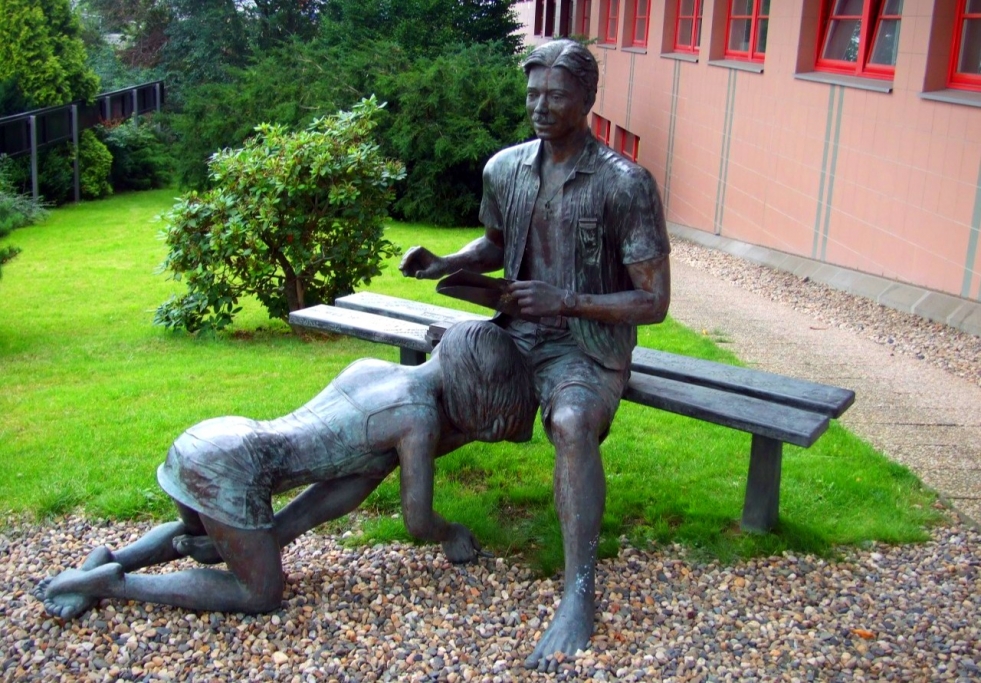 Statue of Prague Vice Bevel