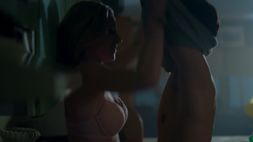 Lily Reinhart Topless