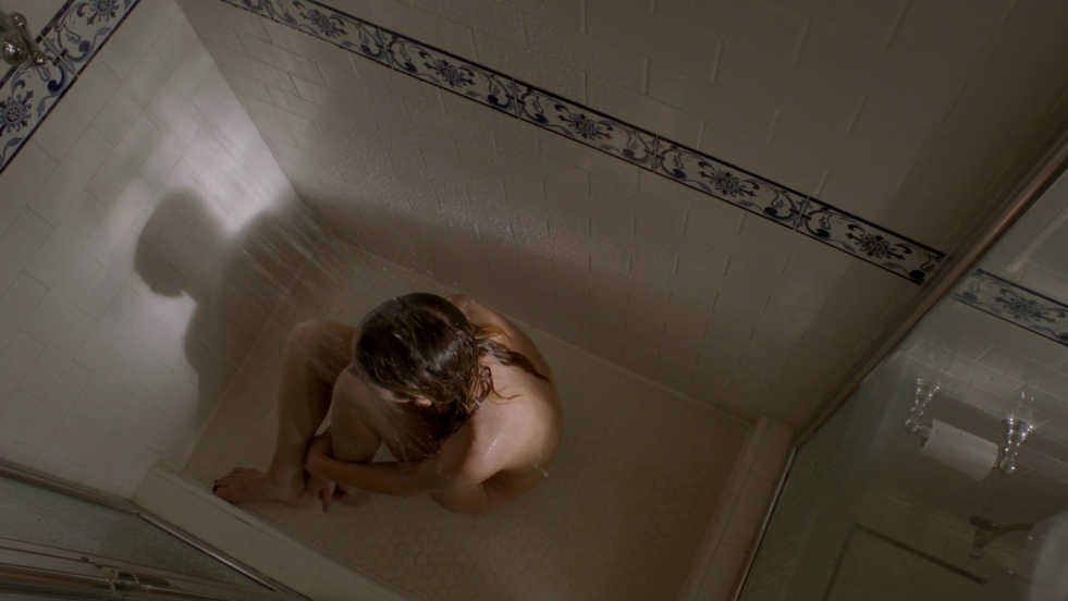 Britt Robertson Topless