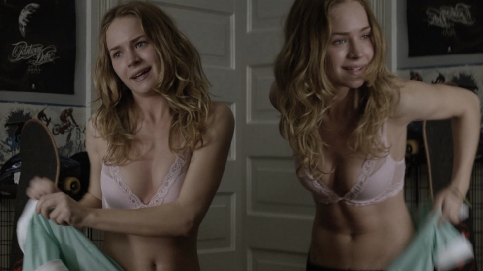 Liana Liberato bed scenes