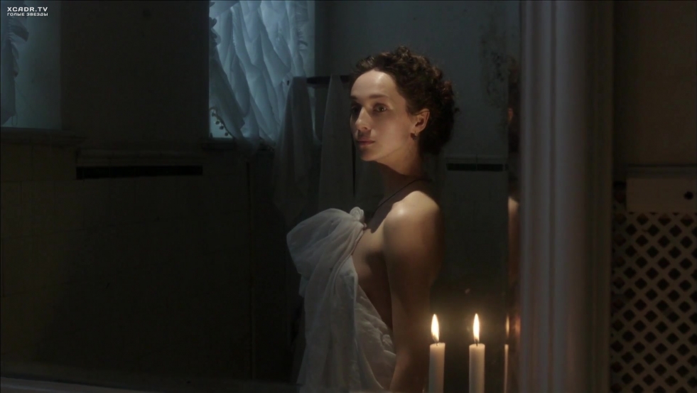 Aglaya Tarasova without panties