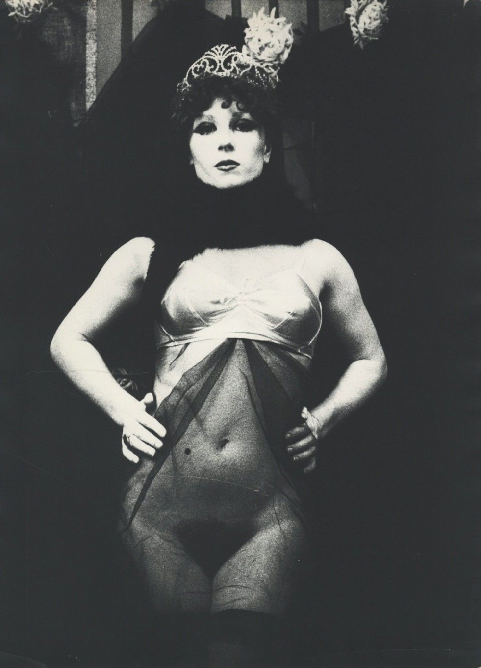 Eva Yonessko in the magazine Der Spiegel Nude