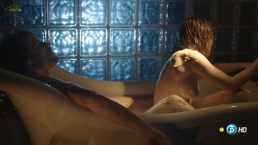 Erotic scenes of Maria Valverde