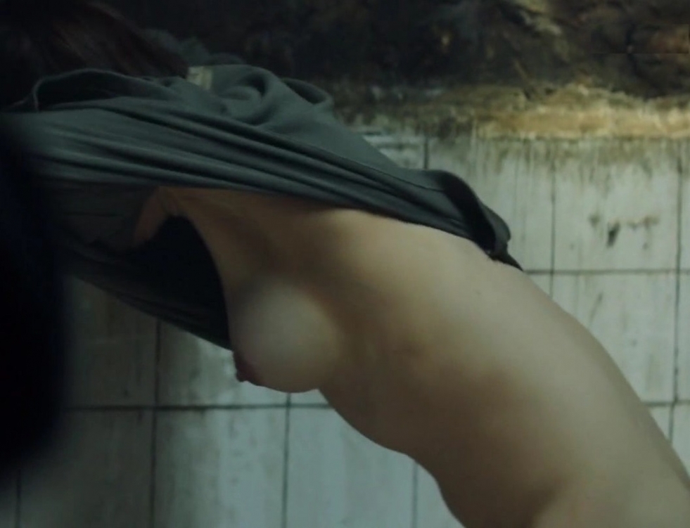 Maria Valverde naked Golem