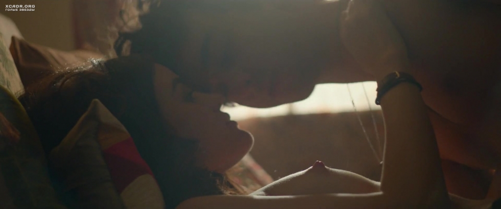 EZRA ARIA SEX SCENES GROSS LUCY HALE INTERVIEW