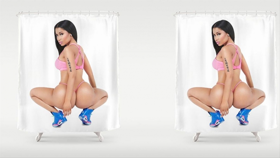 Niki Minaj Blonde Tits