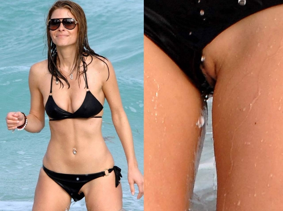 Maria Menounos Wardrobe MalFunction