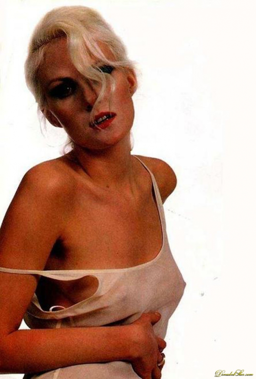 Erotic. Naked Renata Litvinova