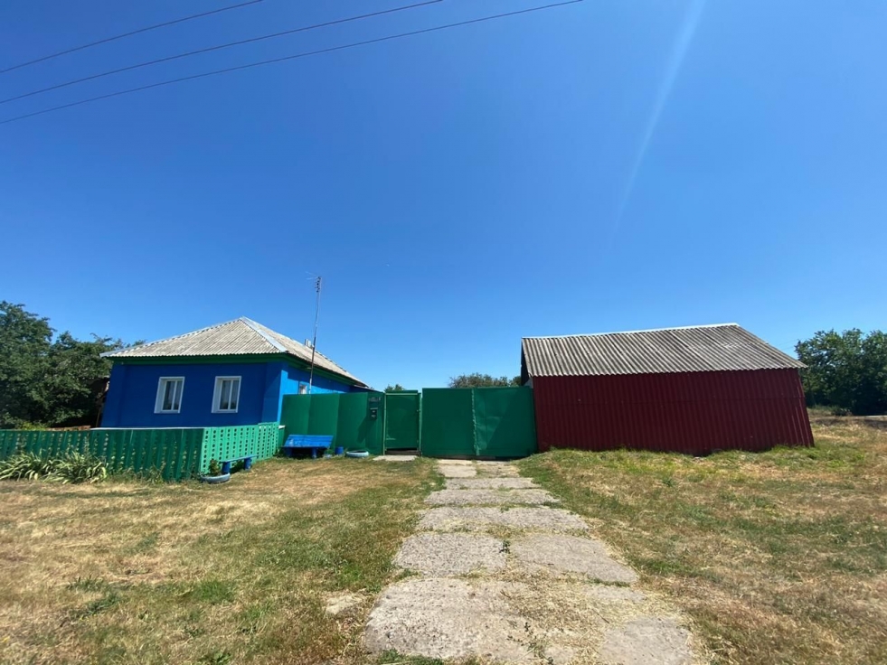 House 50 Meadow Street Voronezh region Novokhopyorsky District