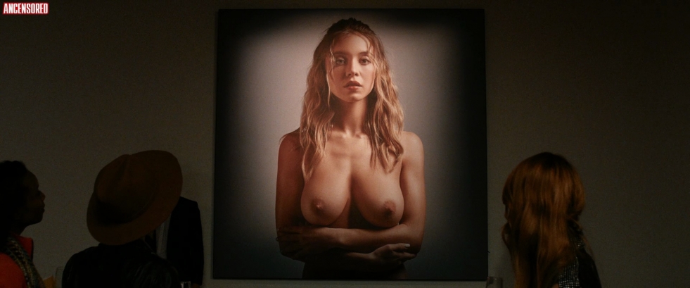 Alexandra Daddario 2020 Tits