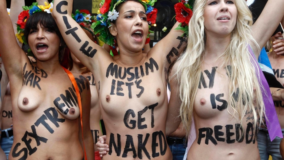 Ukrainian girls topless