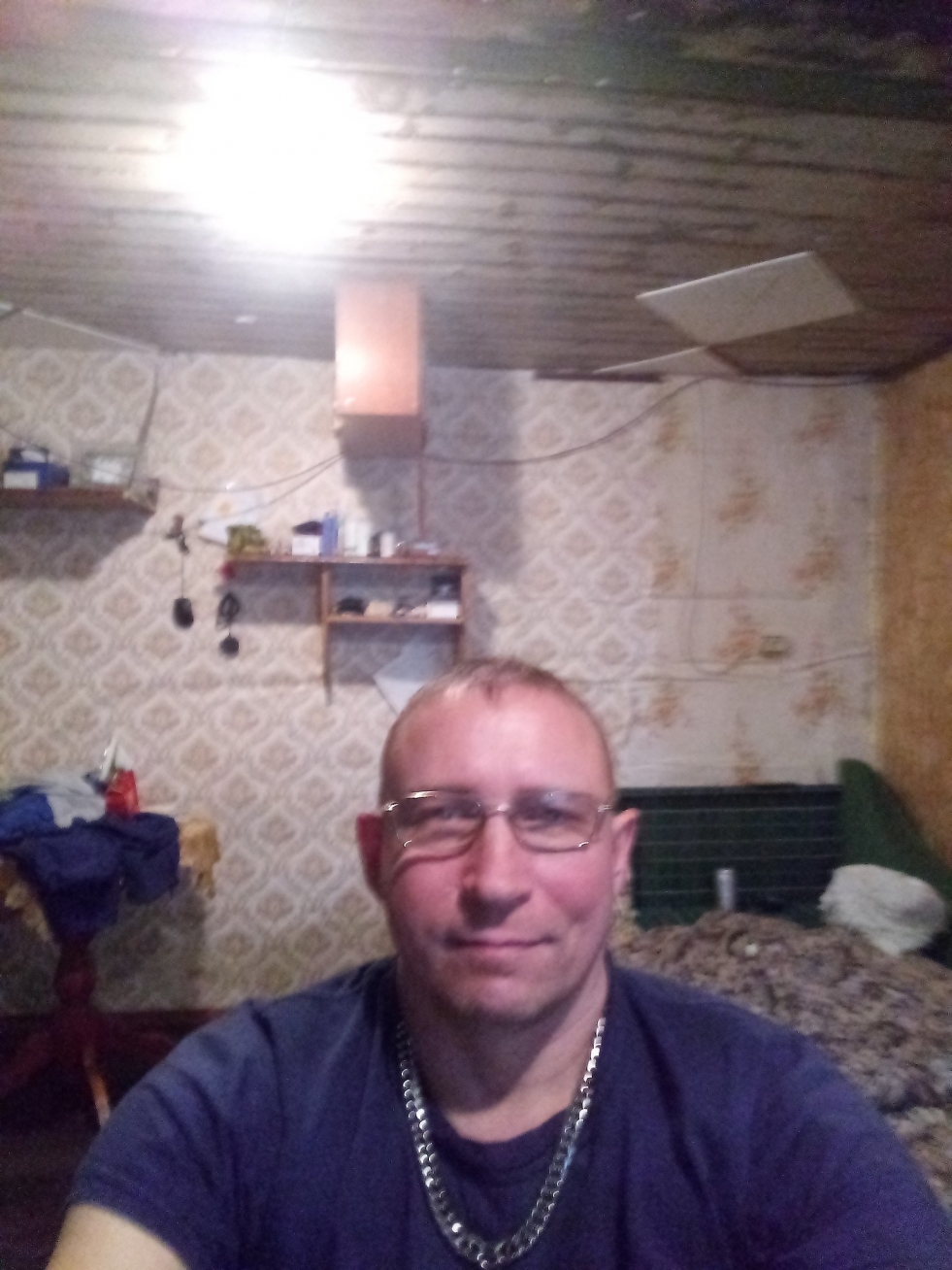 Naked mature wives from the depths