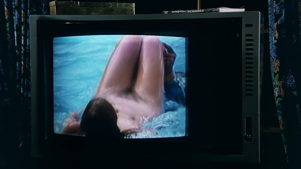 Naked Helen Shaver in Cinema