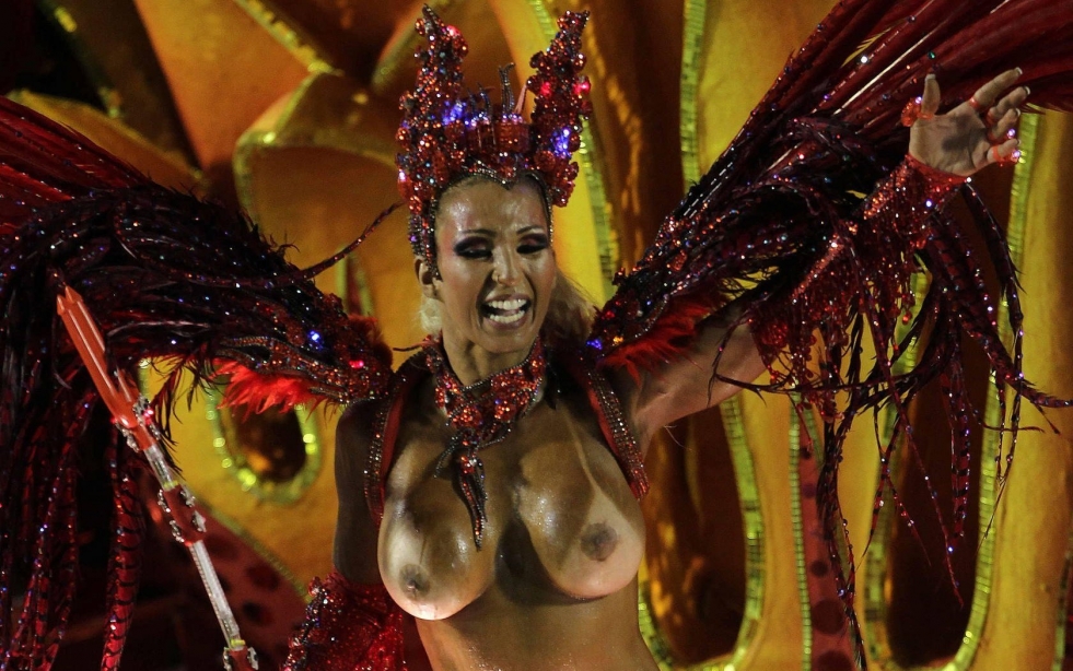 Orgy on Brazilian Carnival