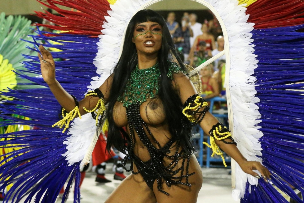Naked Valentina Carnival