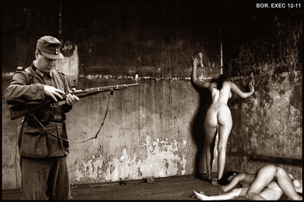 Naked Germans of the Second World