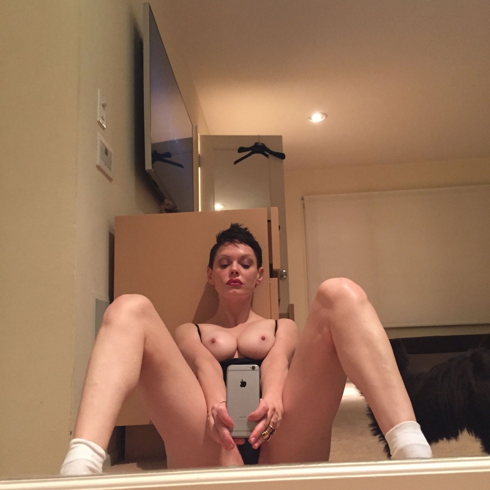 Rose McGowan Nude 2020