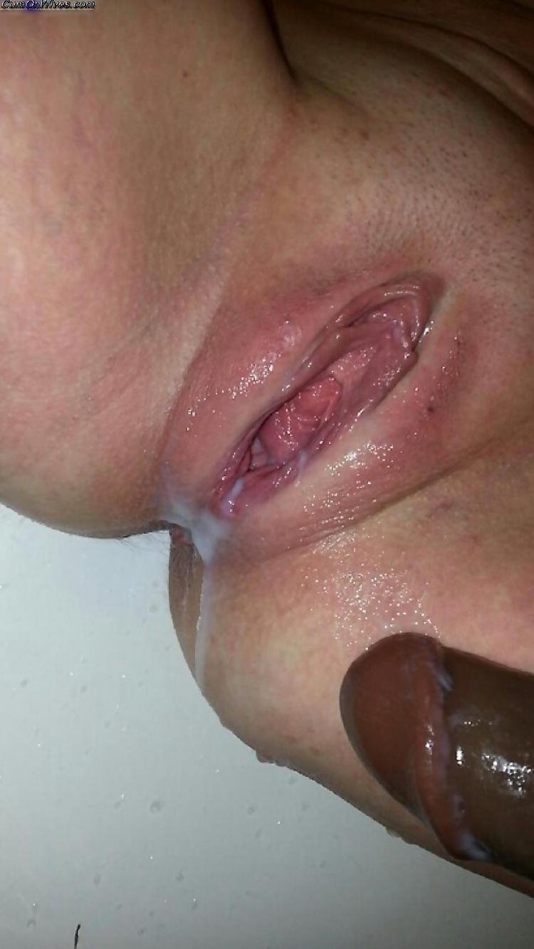 Swipe the vagina of the trach