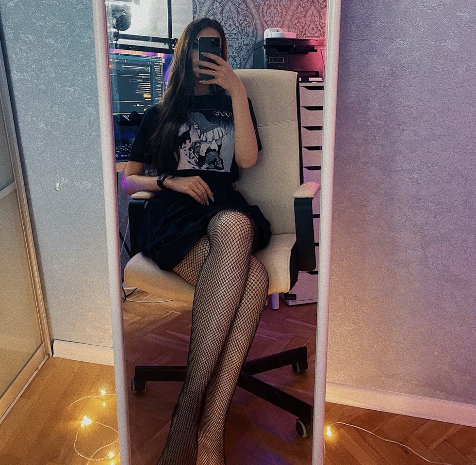 Vika Mednis Onlifans