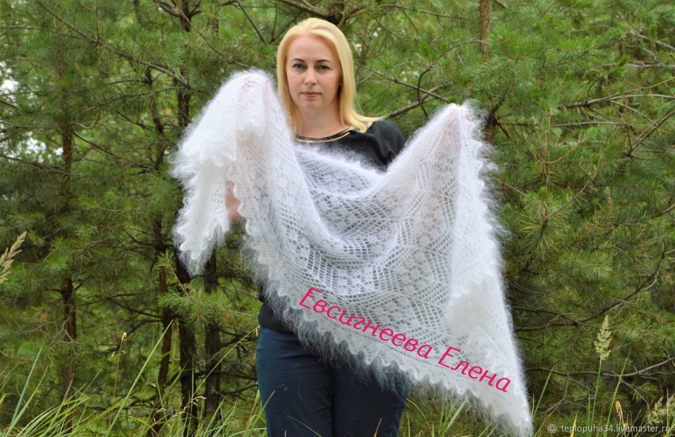 Girls in dying in knitted coats