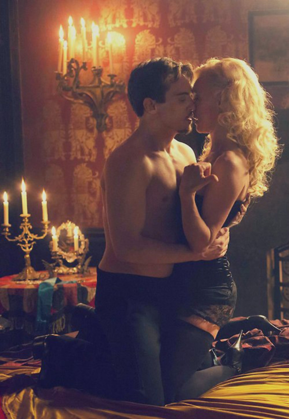 Natalie Dormer bed scene