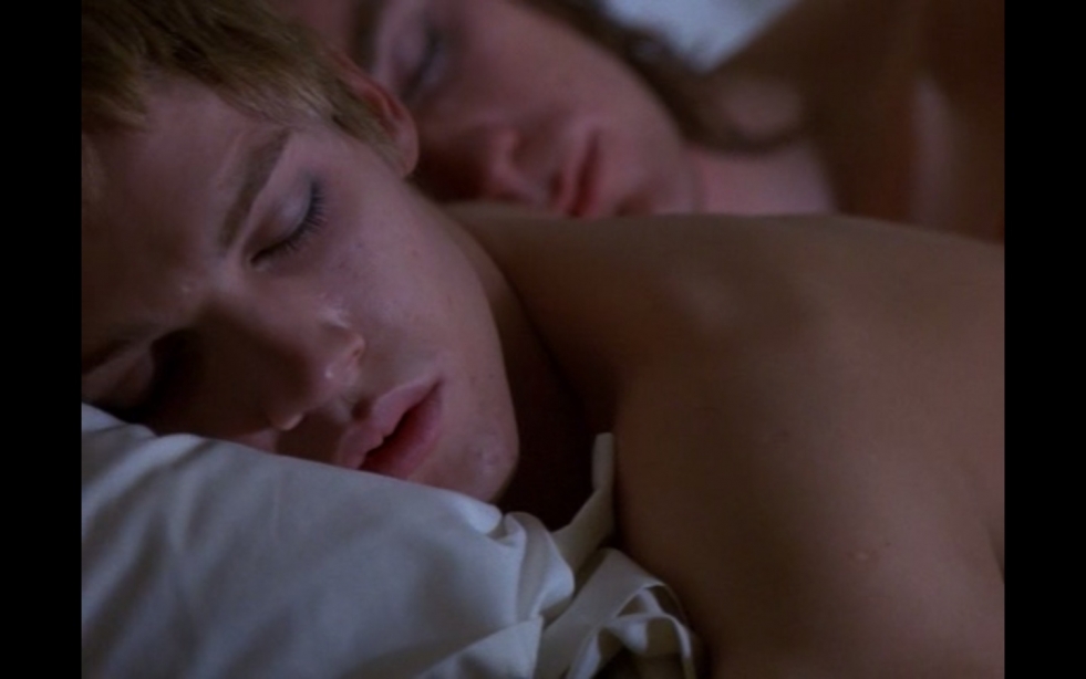 Yuen McGregor bed scenes