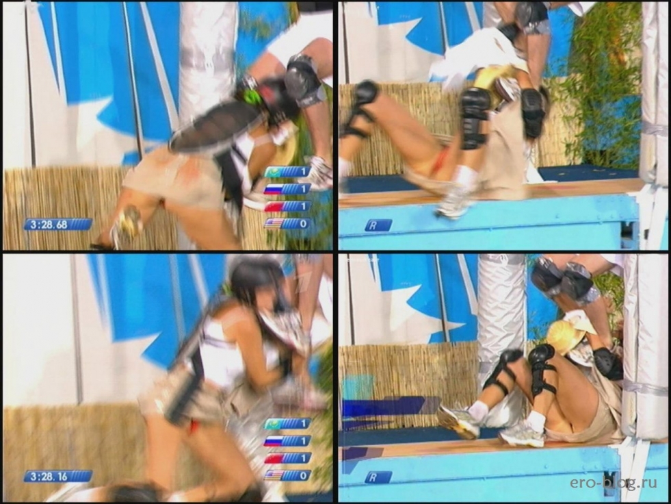 Naked Evelyna Bledans Masks Show