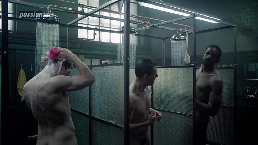 Naked guys in french films