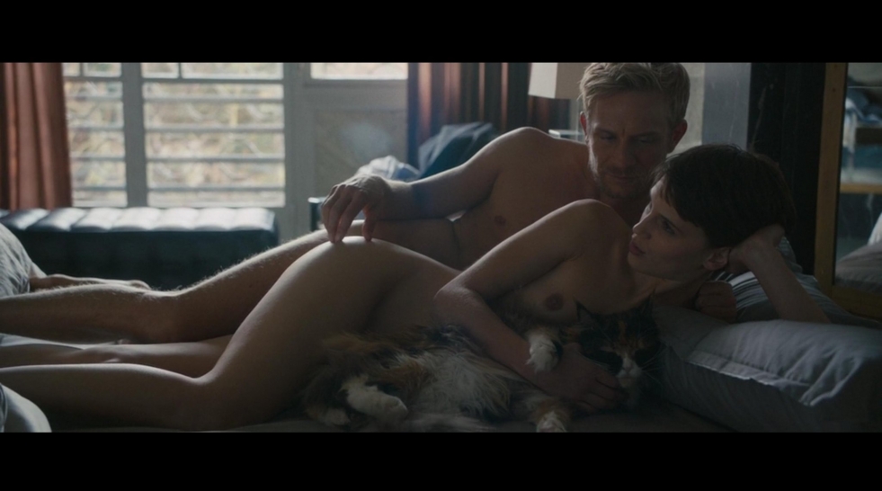Garrett John Hedlund naked