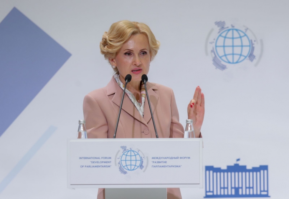 Politicians against business