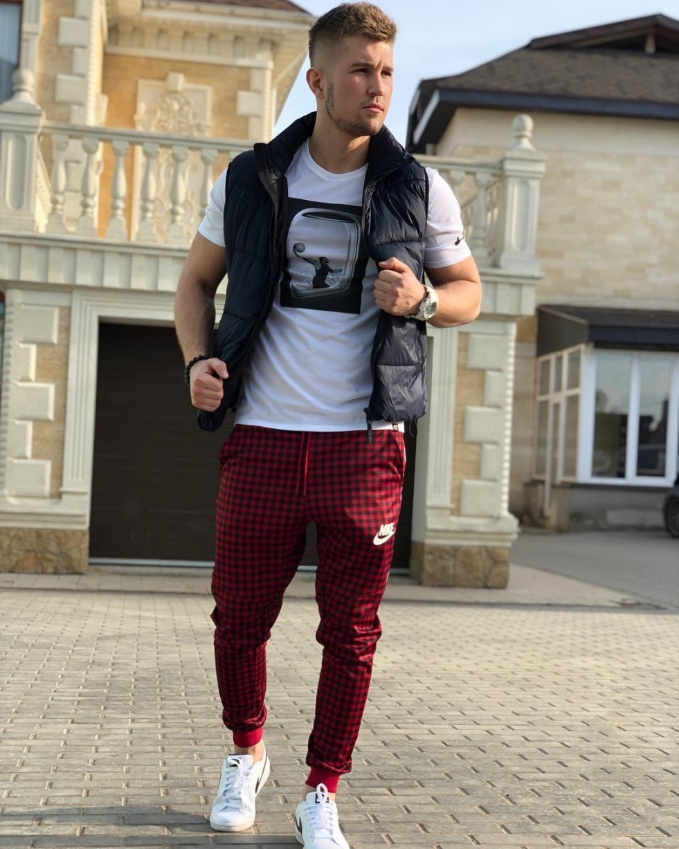 Ilya Gritsenko naked