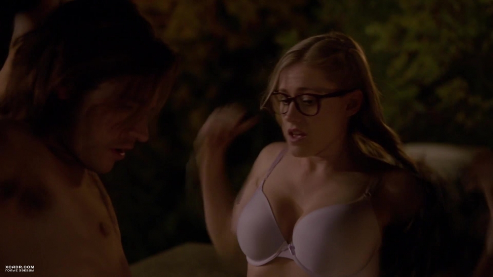 Summer Bishil Olivia Taylor Dudley