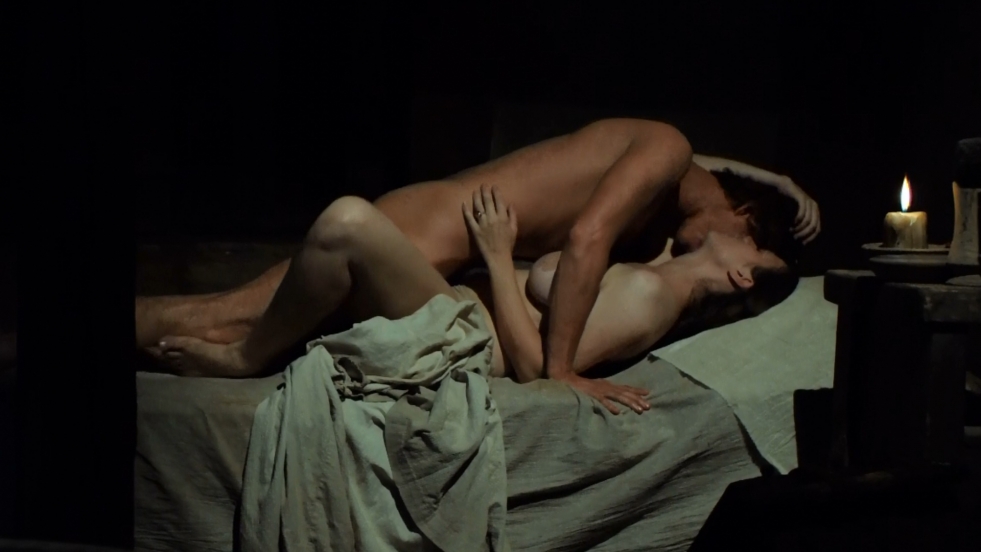 Pillars of the Earth Hayley Etwel bed scene