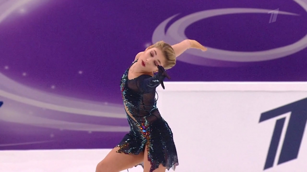 Cross photo in life manicure