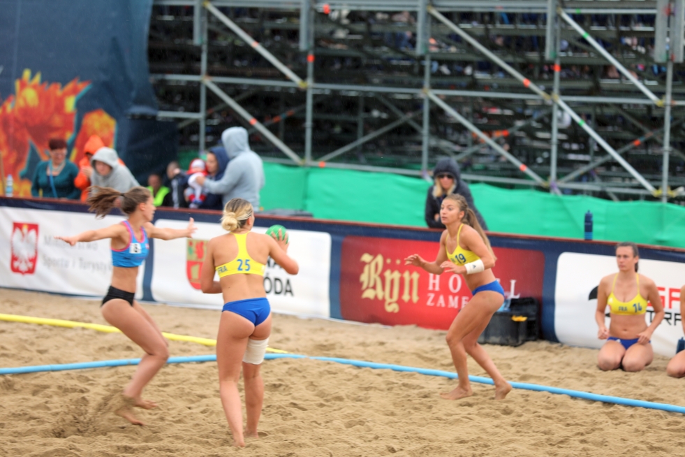 Beach Handball Women Naked
