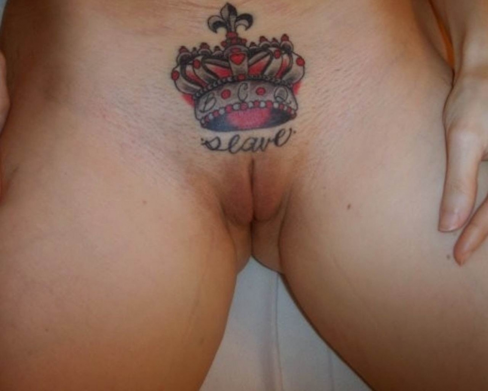 Female intimate tattoos