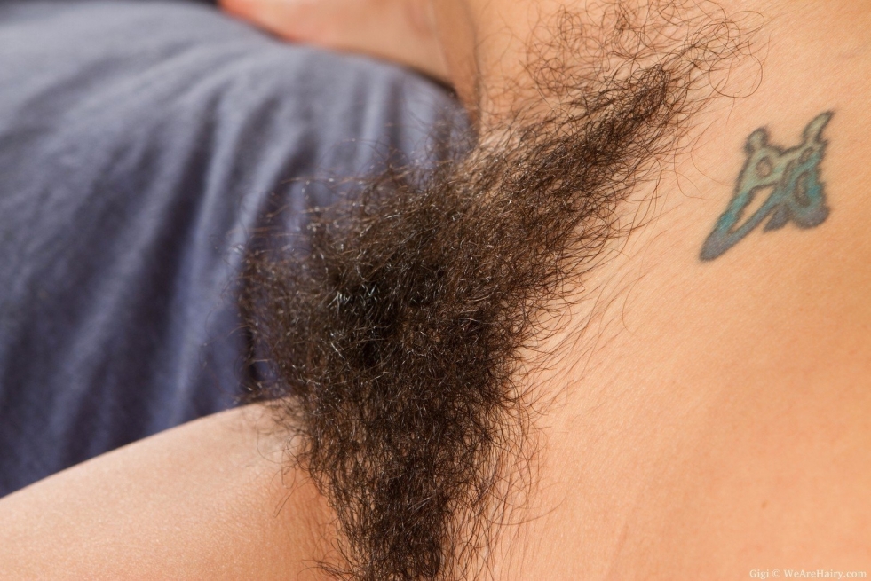 Crispy pubic hair