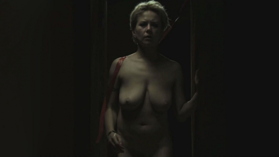 Isabel Petty Jacques Naked Gif