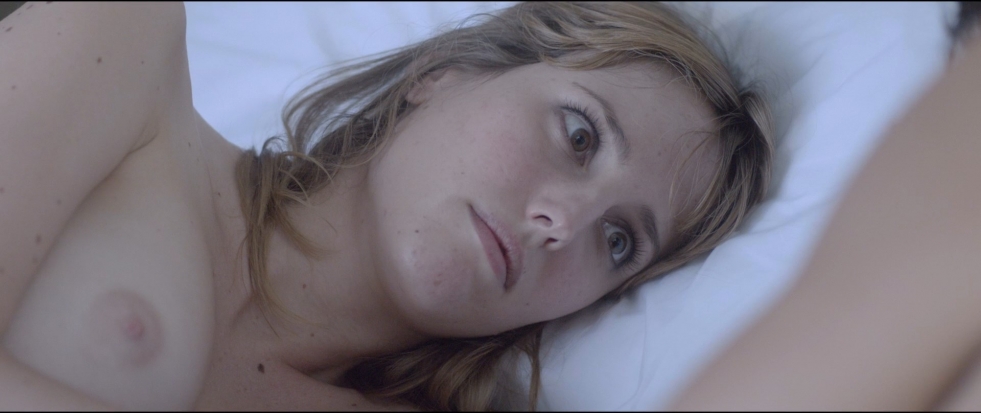 Kirsten Dunst naked in films