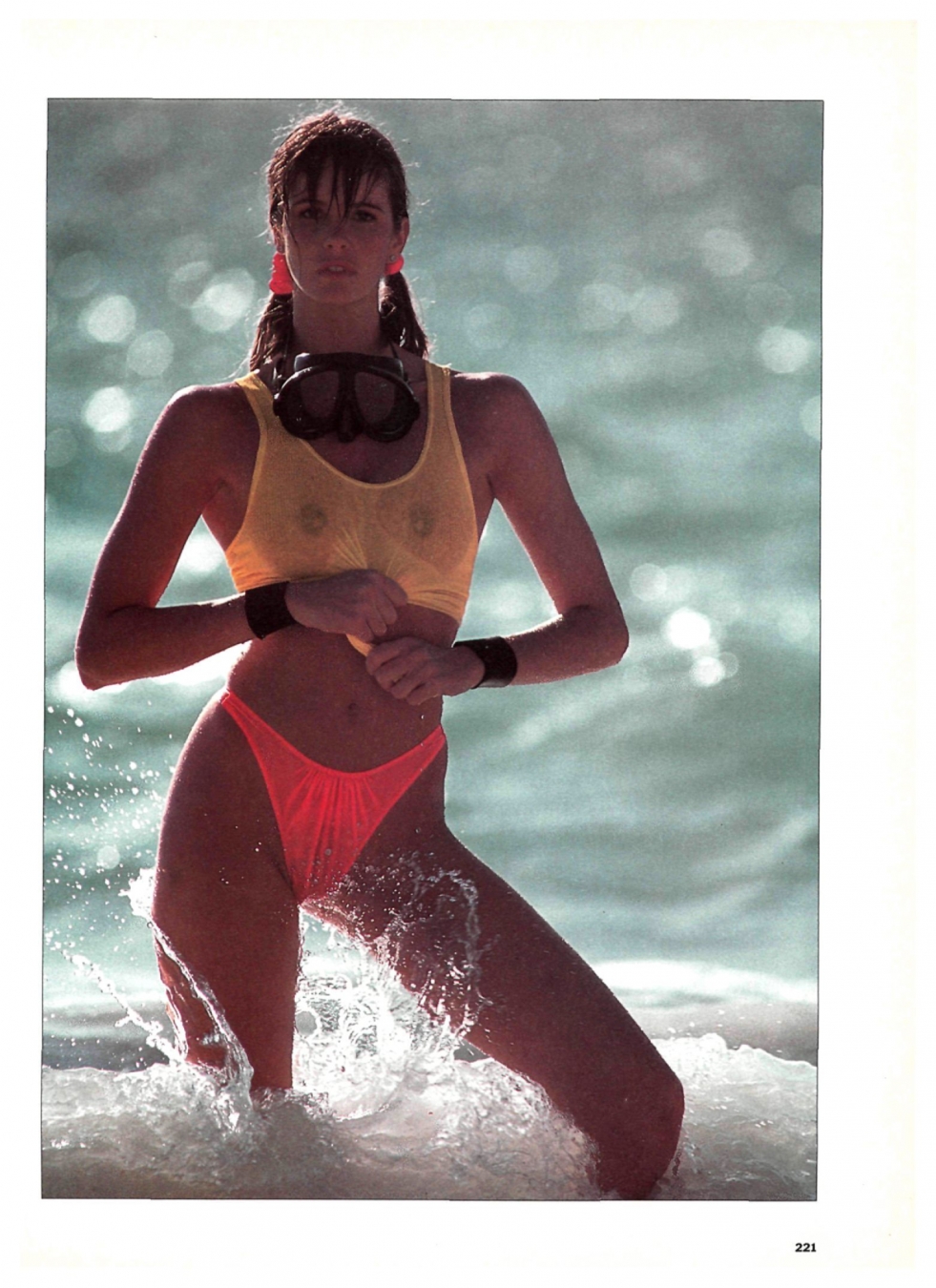 Model El Macpherson Topless